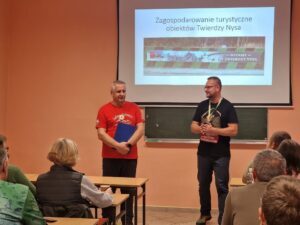Wojciech Olszewski i Marcin Nowak rozpoczynają szkolenie.
