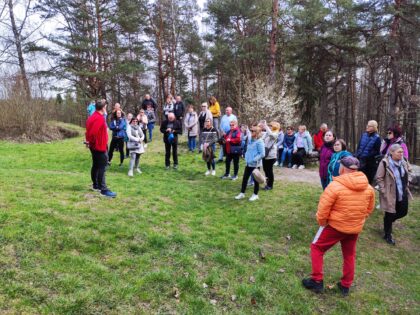 Jura - Trytonki przy ruinach zamku Bydlin.